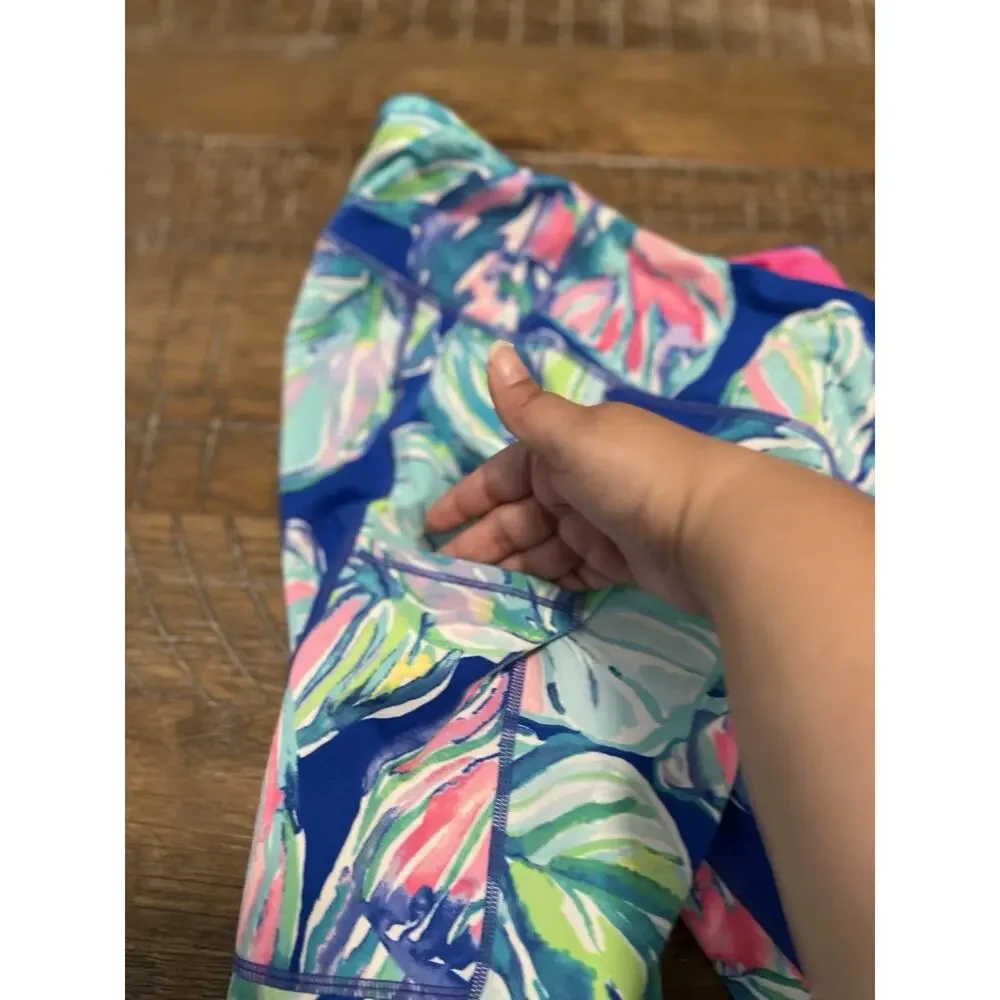 Lilly Pulitzer Leaf Print Pattern Women’s Leggings Size Medium EUC Gym Jogging - Picture 7 of 10